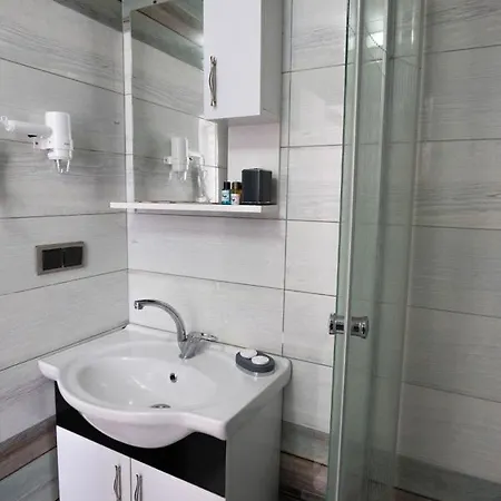 Nida Aparthotel *